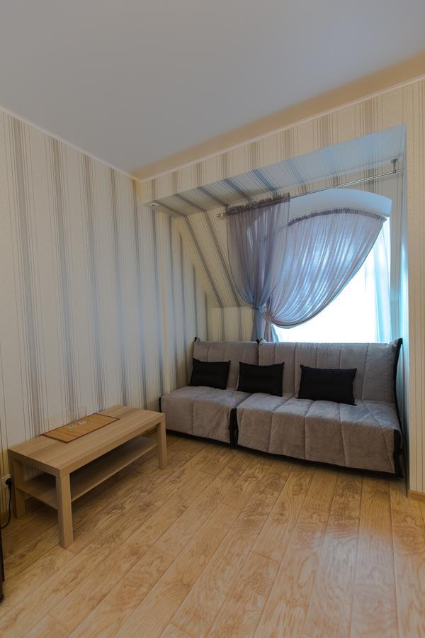Hotel Hizhina Petropavl Exteriör bild