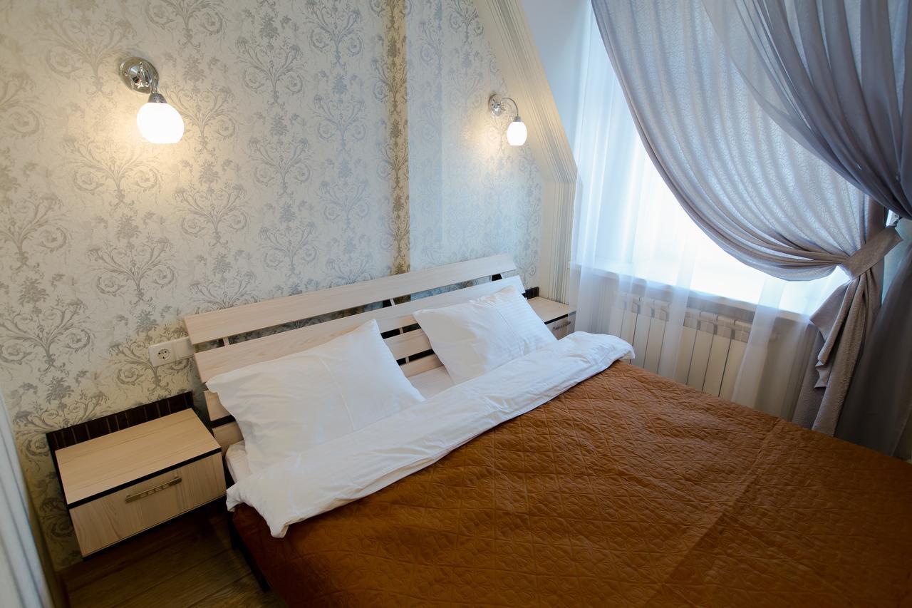 Hotel Hizhina Petropavl Exteriör bild