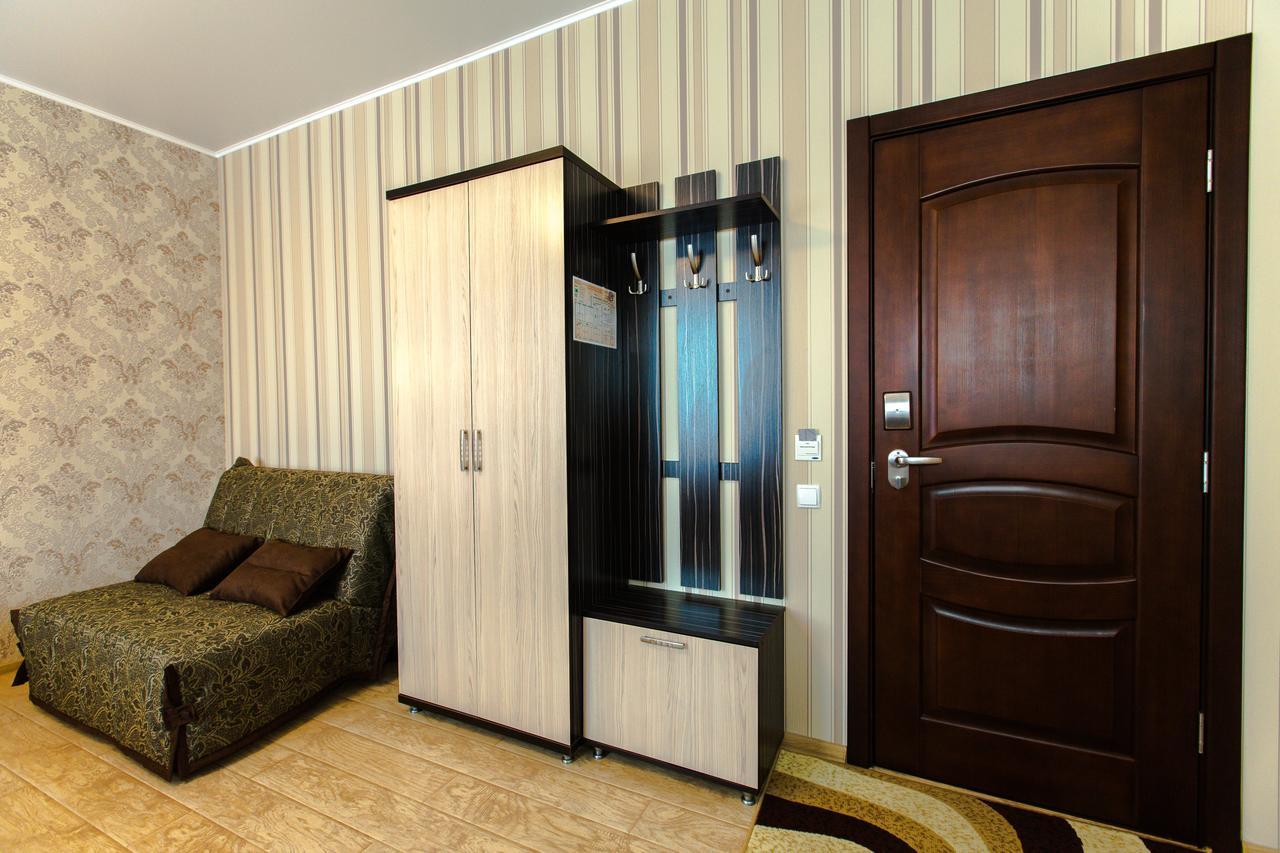 Hotel Hizhina Petropavl Exteriör bild
