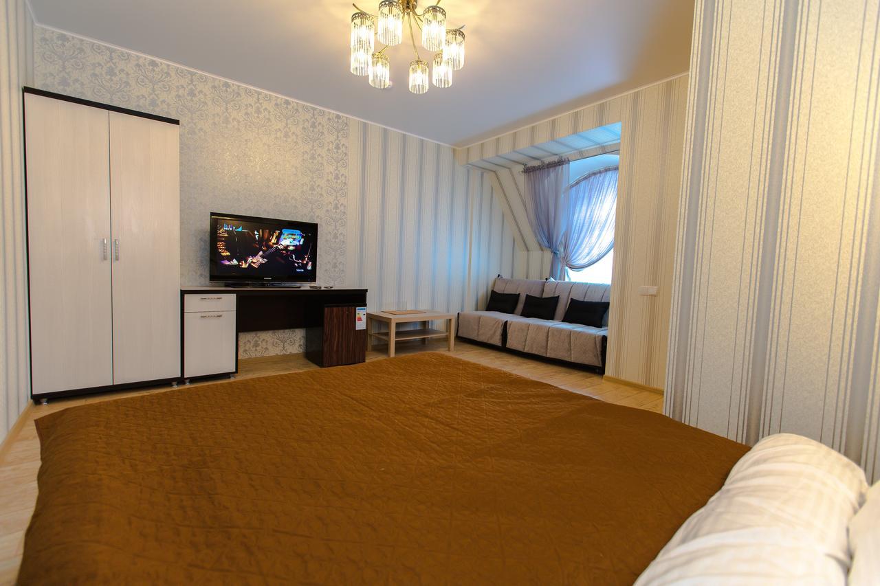 Hotel Hizhina Petropavl Exteriör bild